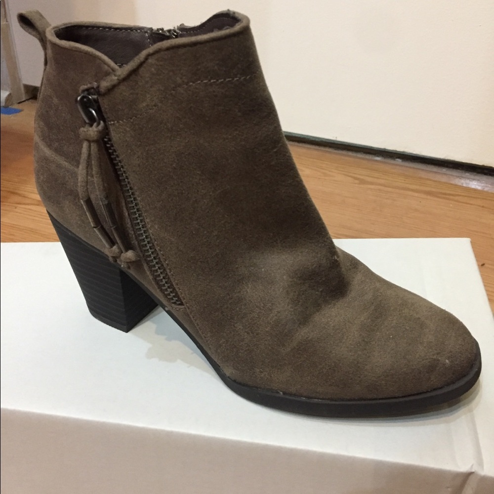 REPORT heel ankle boots, size 7